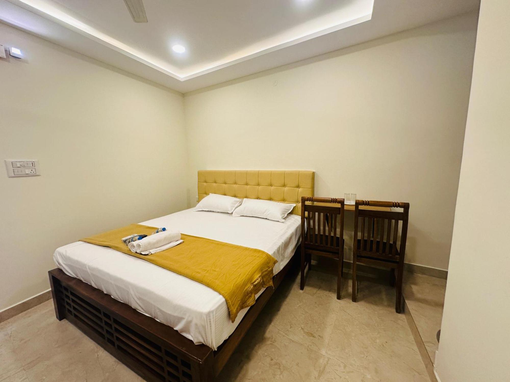 Mahadeepam Residency Vila Tiruvannāmalai Exterior foto