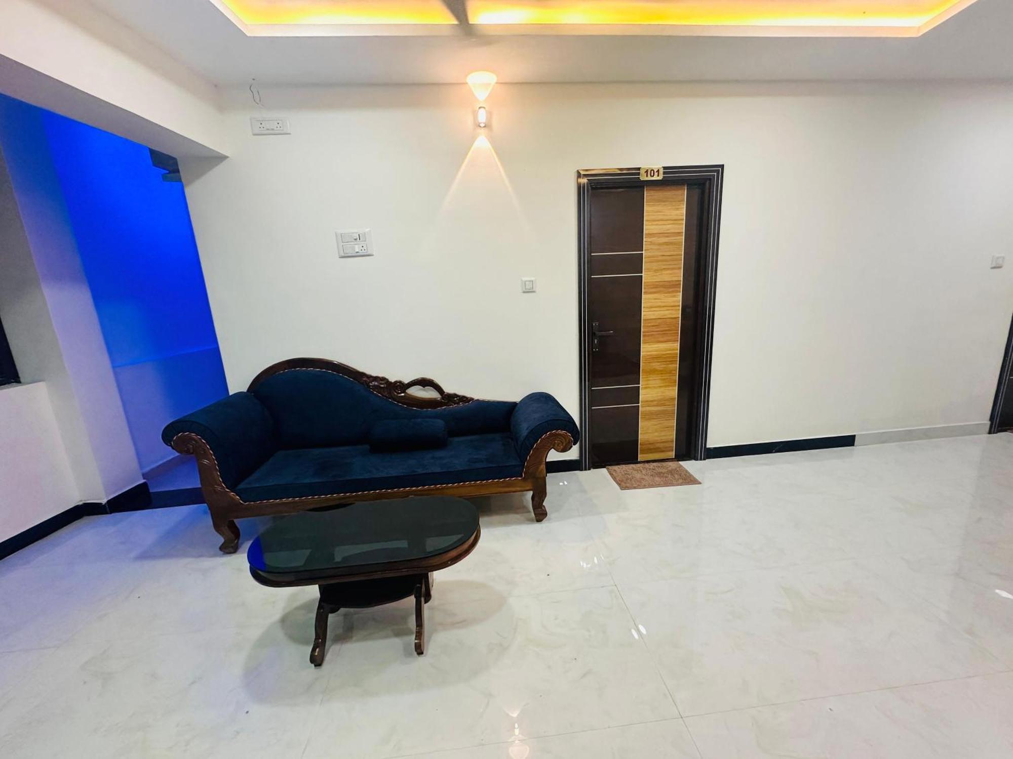 Mahadeepam Residency Vila Tiruvannāmalai Exterior foto