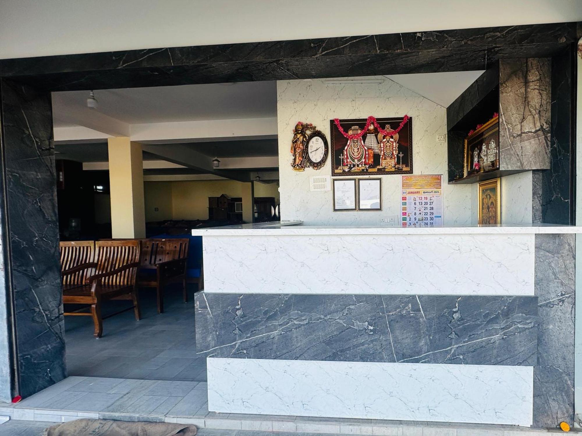 Mahadeepam Residency Vila Tiruvannāmalai Exterior foto